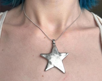 Collar con colgante de estrella hecho a mano, cadena de acero delicada • Plata Y2K Vintage Minimalista Celestial