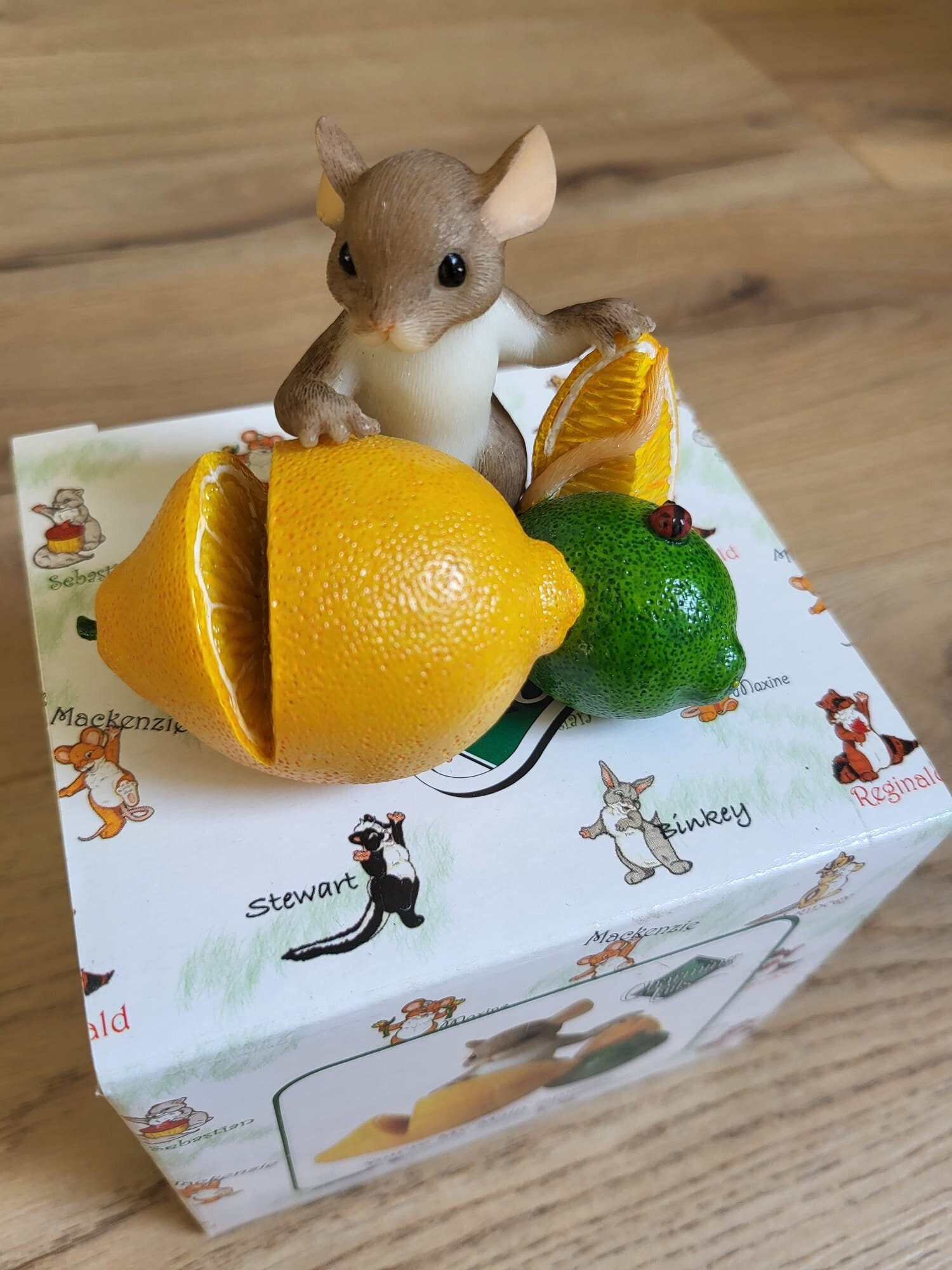 Charming Tails - Etsy Canada