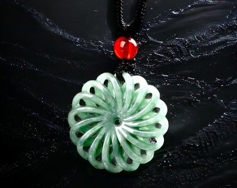 Authentique collier esprit jade vert - pendentif bijoux de sculpture asiatique en jade - amulette vintage en jadéite - chance et prospérité - livraison gratuite