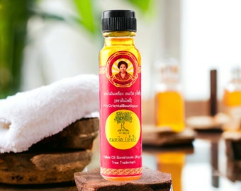 Somthawin Ang Ki Yellow Oil - Traditional Thai Herbal Remedy Handmade Massage Oil for Soothing Relief