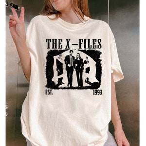 The X-Files Shirt, The X-Files T Shirt, TV Series T-Shirt, Movie T-Shirt, Vintage Shirt, Midcentury Shirt, Retro Shirt, Movie Tee