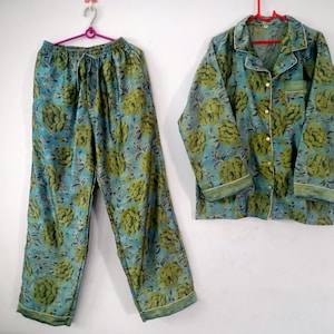 Flower Print PJ Set Pajama Set Night Wear, Bridesmaid Pajama Set Lounge Set Women Pajama Set Silk Sari Pajama Set