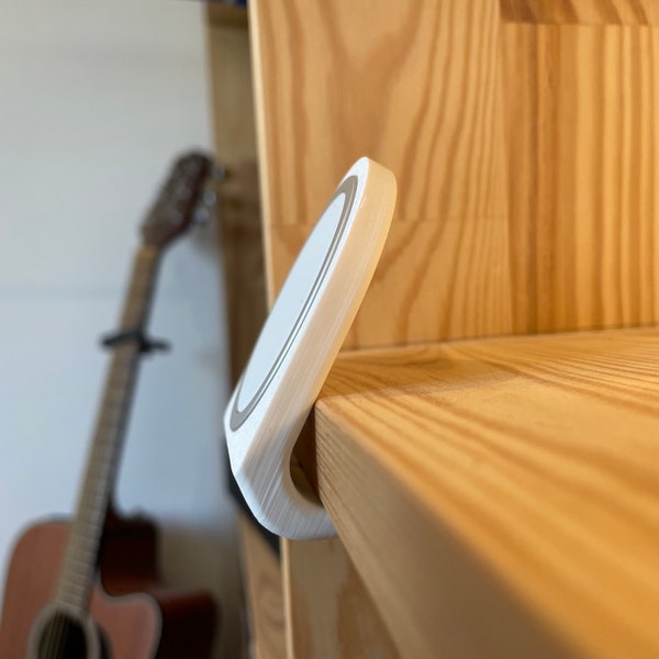 Apple MagSafe Desk / Shelf Mount