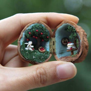 Walnut Shell Dollhouse – Miniature doll house- Rabbit & Apple Tree Diorama