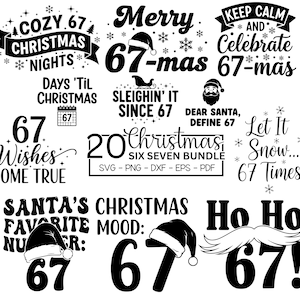 Puede incluir: Una colección de gráficos navideños en blanco y negro con texto. Los diseños incluyen frases como "Cozy Christmas Nights", "Merry 67-mas" y "Santa's Favorite Number: 67". También incluye gorros de Papá Noel y copos de nieve.