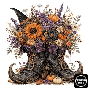 Könnte beinhalten: Ein Paar schwarze Stiefel mit spitzer Zehenpartie und violetten Sternenmustern am Schaft, gefüllt mit einem Strauß aus Sonnenblumen, violetten Blumen und orangefarbenen Kürbissen. Ein schwarzer Hexenhut liegt zwischen den Blumen. Der Text TERNI1993 SHIRT'S ist zu sehen.
