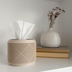 Vervanging vierkante en rechthoekige hoes tissuedoos | Minimalistische ronde tissuedooshouder in SAJUNA-patroon | e.1