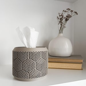 Vervanging vierkante en rechthoekige hoes tissuedoos | Minimalistische ronde tissuedooshouder in CUBEHEX-patroon | e.1