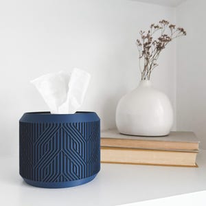 Square & Rectangular Tissue Box Cover Replacement | Minimalist Round Tissue Box Holder Pod in LUNOR Pattern | e.1