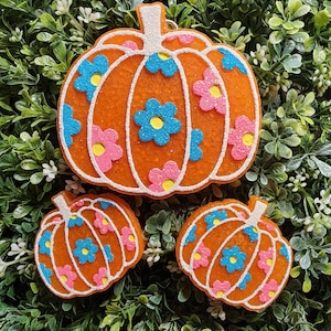 Groovy Floral Pumpkin Freshie, Fall Freshie, Pumpkin Patch, Halloween Time, Halloween Freshies, Car Freshie, Car Air Freshener, Car Freshy