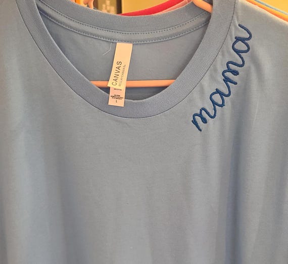 Embroidered collar, mama t-shirt, gift giving for mama or for yourself, spring colors