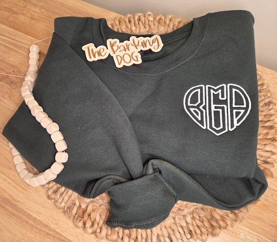 Personalized Monogram Sweatshirt | Custom Initial Embroidered Crewneck | Minimalist Custom Gift | Cozy Custom Name Sweatshirt |