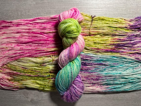 Neon Speckled Hand Dyed Yarn Fingering Weight Yarn Super Wash Merino Sock Yarn Weight 80's Theme Variegated Yarn Multi Color Yarn