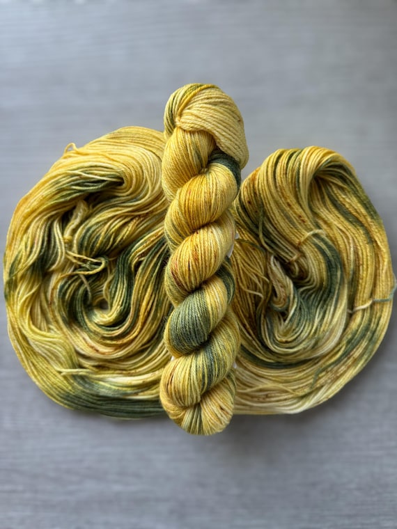 Yellow Rose Hand Dyed Yarn Ready To Ship Skein Mock Up Yarn 75/25 Superwash Merino and Nylon Sock Yarn Variegated Fingering Weight Yarn OOAK