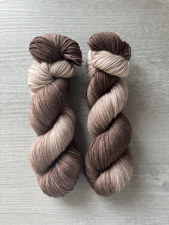 Mocaccino hand dyed yarn ombre gradient sock yarn fingering weight yarn super wash merino yarn DK weight beige tonal yarn for knitting