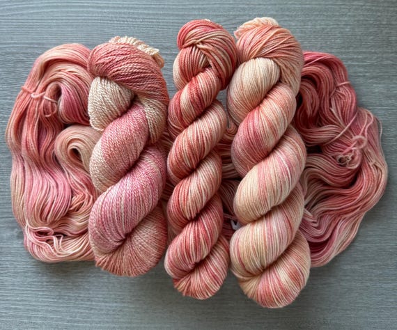 Sea shell tonal veriegated yarn hand dyed yarn sock yarn fingering weight yarn merino yarn DK weight silk yarn worsted weight yarn