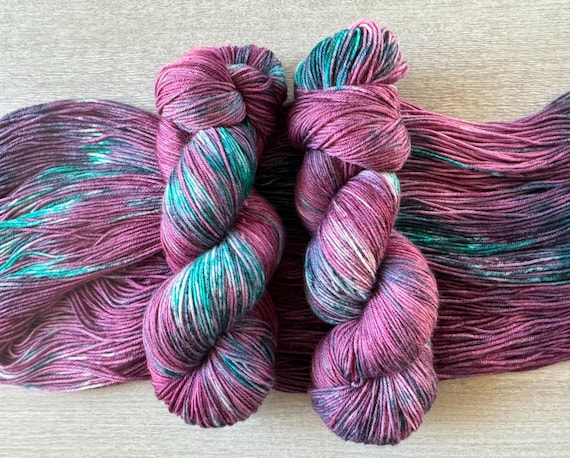 Hand Dyed Variegated Yarn Fingering Weight Yarn Super Wash Merino 75/25 Sock Yarn Burgundy Yarn Semi-Solid Yarn Teal Speckled Yarn