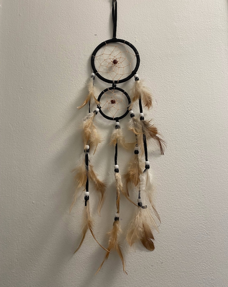 Ojibwe dreamcatcher traditional materials
