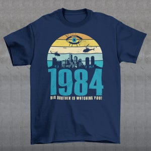 1984 Big Brother Is Watching You T-shirt - dystopisch shirt - Retro Sun T-shirt - unisex kleding