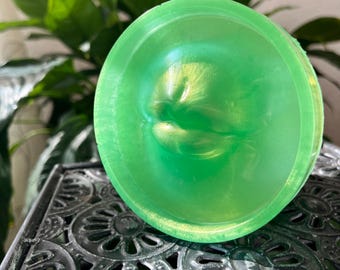 Porta incenso in resina verde neon / Decorazione costiera boho fatta a mano