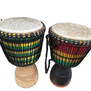 Tambor djembé, tambor alto de 25 pulgadas de alto x 14 pulgadas de ancho, madera maciza pura, tambor de percusión tallado a mano, instrumento musical de Ghana, regalo ecológico