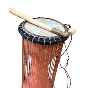 Handmade Yoruba Talking Drum: 17&quot; African Kalangu with Striker