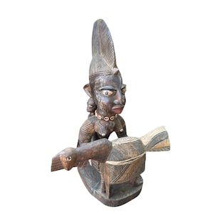 Antiguo Yoruba Agere Ifa Bowl: Escultura de madera nigeriana, Figura Olumeye