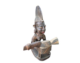 Antique Yoruba Agere Ifa Bowl: Nigerian Wood Sculpture, Olumeye Figure