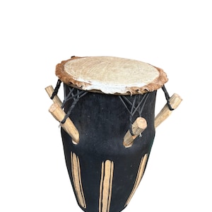 Vintage Kpanlogo Trommel, kleine Trommel 13,5 x 9 Zoll, westafrikanische Mini-Holztrommel, Musikinstrument aus Ghana, umweltfreundlich, Geschenk für Kinder und Erwachsene