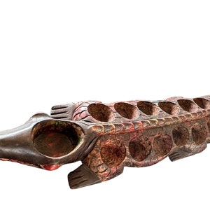 Antique Crocodile Mancala Board: Rare Ghana Owari Game