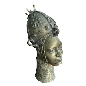 Nigerian Benin Bronze Sculpture, Authentic African Art, Lost-Wax Cast Decorative Piece, Pure Metal Bust Vintage Tribal Head Statue Edo