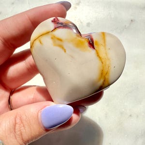 Mookaite Heart || Mookaite Crystal Heart || Gift for Crystal Lover || Grounding Crystal || Confidence Crystal || Crystal Gift