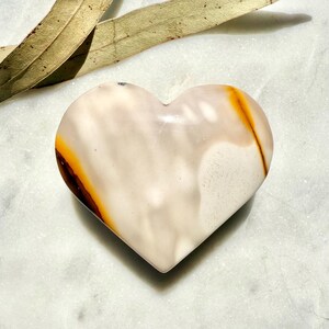 Mookaite Heart || Mookaite Crystal Heart || Gift for Crystal Lover || Grounding Crystal || Confidence Crystal || Crystal Gift
