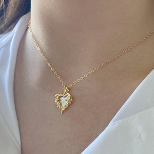 Dainty Gold Filled Melton Drip Heart Necklace, Pendant Necklace in 1.5mm Cable Chain, Chic Layering Charm Necklace, Perfect Gift For Her