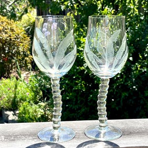 dachshund wine glasses Set of 2 Dog Daschund Stemless Wine Glasses main image 1
