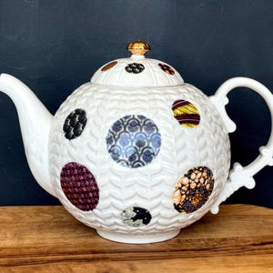 Anthropologie Spots Of Tea Large 11.5” Teapot in New Condition image 1