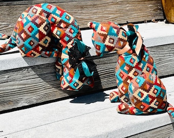 Pair of Vintage 90’s Southwest Geometric Pattern Cotton Fabric Stuffed Cat Shelf Sitters Country Charm