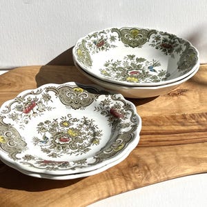 Beautiful Antique Ridgway Staffordshire England “Windsor” polychrome transferware set of 2 Saucers and 2 Bowls
