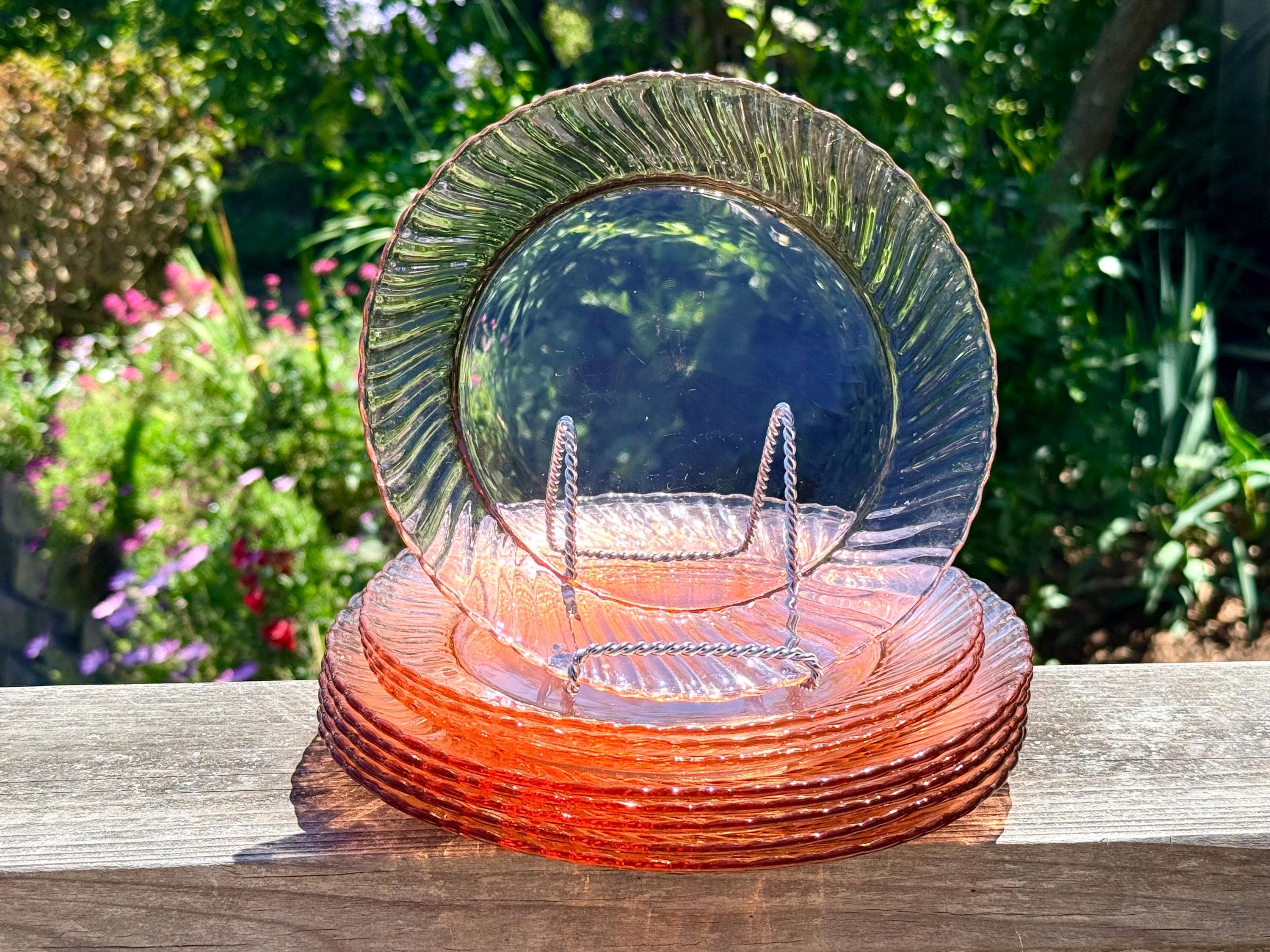 Arcoroc France Peachy Pink Swirl Glass Rosaline Set of 4 Luncheon