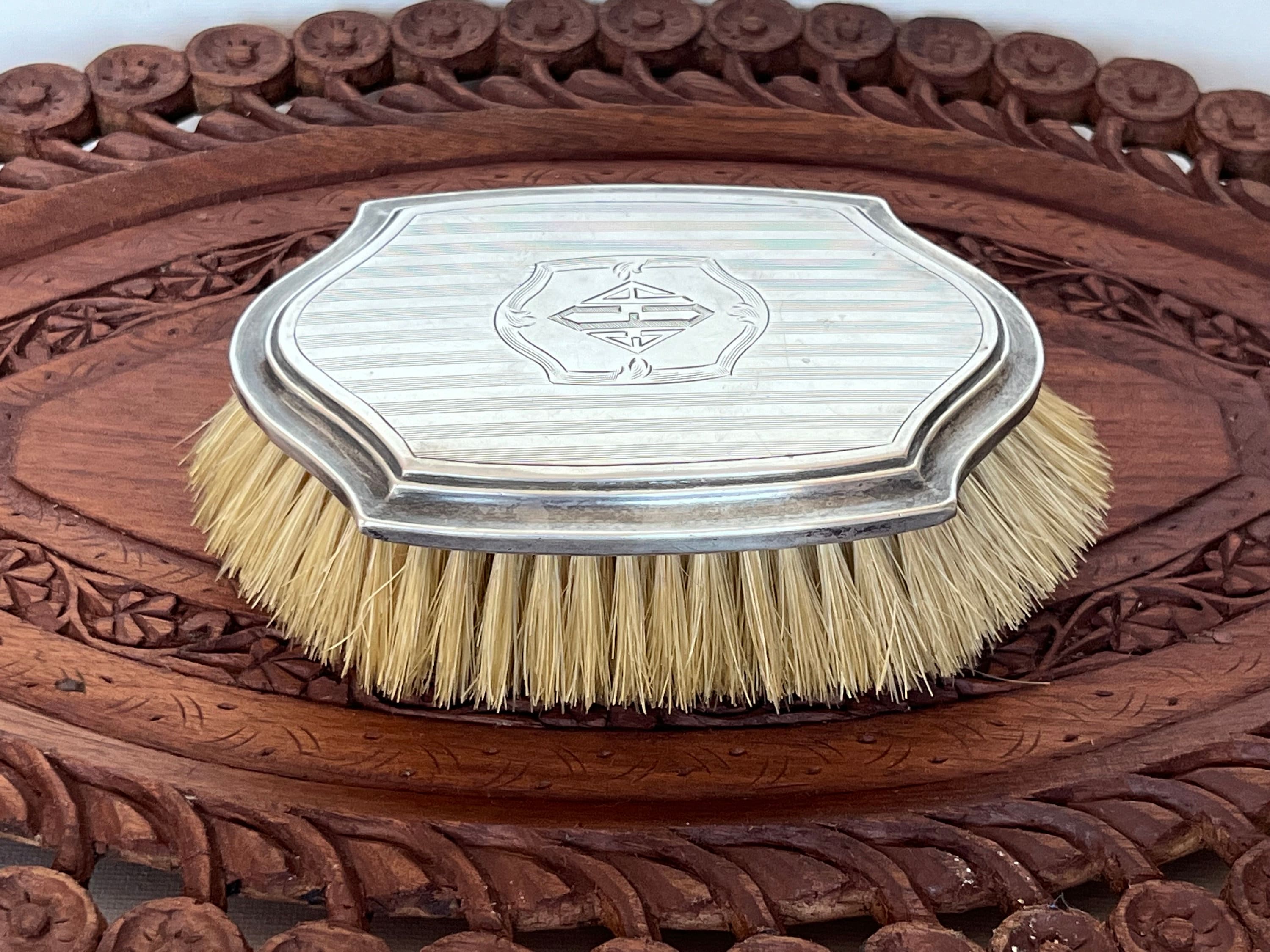 アンティーク　年代不詳　Sterling silver ブラシと櫛　桐箱入り 1900-1940 Antique US Sterling Silver Brushes & Grooming Sets