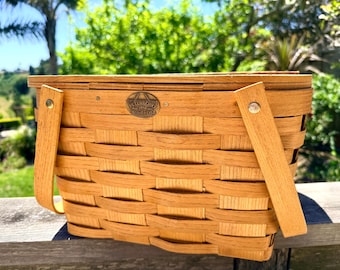 Peterboro Two-Pie Basket with Hinged Lid and Tray 13” x 13” x 8”