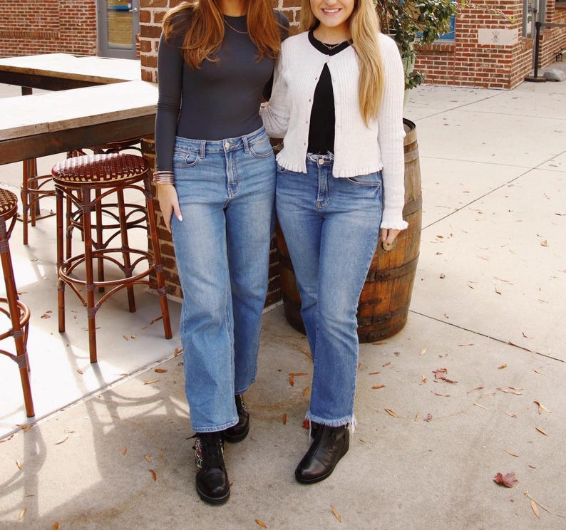 QUADSis® shoes - Stylish, Innovative, Solutions. Shoes intentionally crafted for style, comfort, and function in women's sizes. In-stock & same day shipping! www.shopquads.com