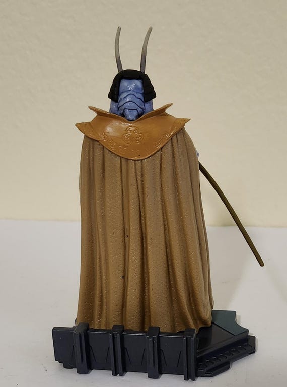 Hasbro Star Wars Revenge of the Sith Mas Amedda Action Figure