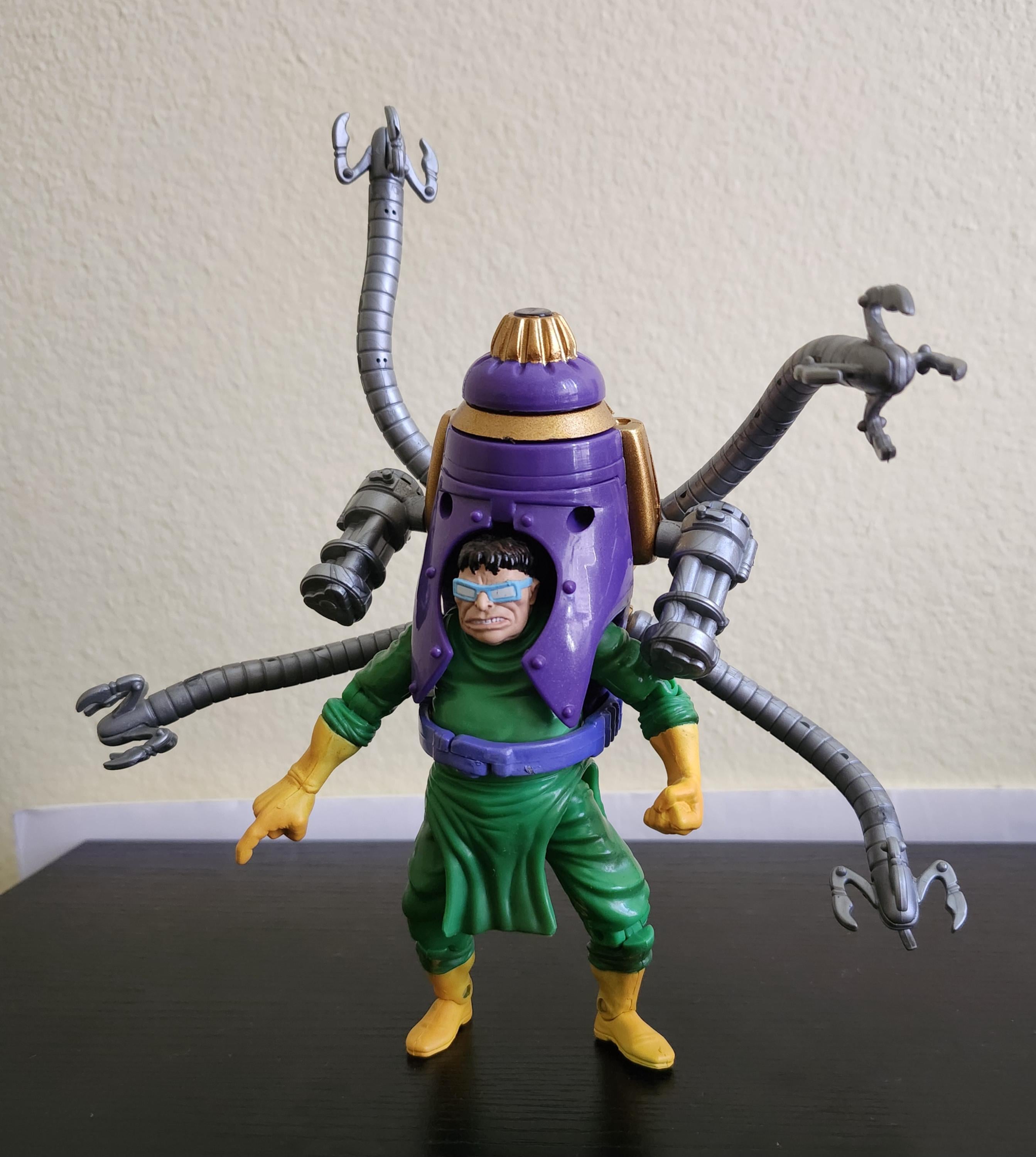 トイビズ シニスターシックス ヴェノム ＆ Dr.オクトパス フィギュア トイビズ スパイダーマンクラシック ドクターオクトパス