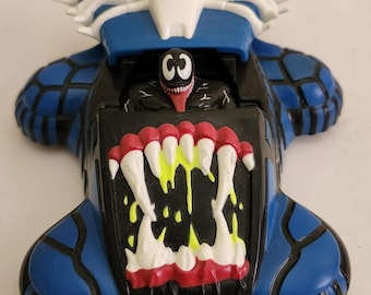 1995 Toy Biz Spider-Man Motorized Venom Assualt Racer Action Figure Complete Very Nice