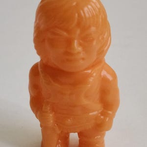 Super7 Masters of the Universe Micro Vinyl Mini He-Man Orange Sofubi Figur Sällsynt