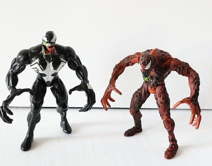 2001 Toy Biz Spider-man Classics Venom Vs Carnage Action Figures 