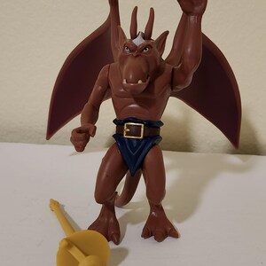 1995 Kenner Gargoyles Brooklyn Action Figure Complete Nice Condition