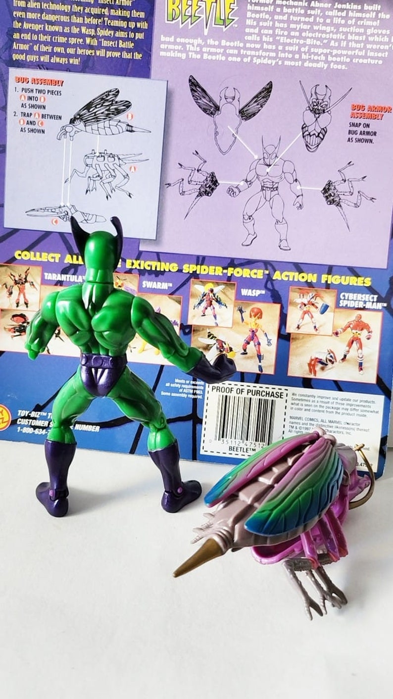 1997 Toy Biz Spider-Man Spider Force Beetle Actionfigur Fint skick med kartongomslag bild 3
