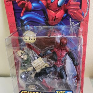 Figura de acción de Spider-Man con luz y sentido arácnido de Toy Biz (2002), nuevo paquete sellado